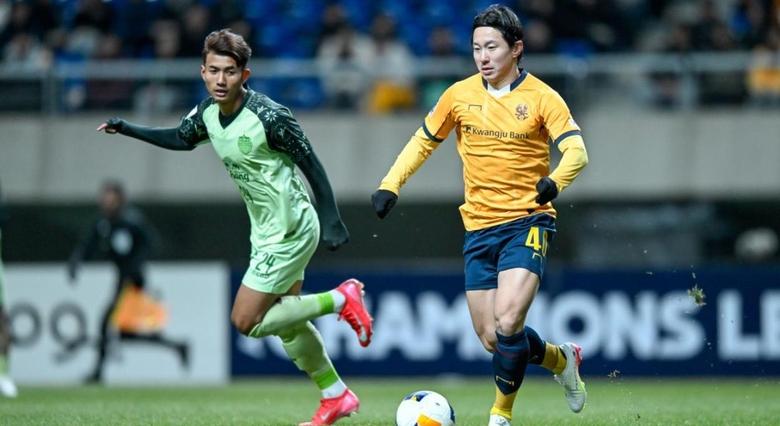 日本球队惨遭淘汰，亚冠赛事悬念重重