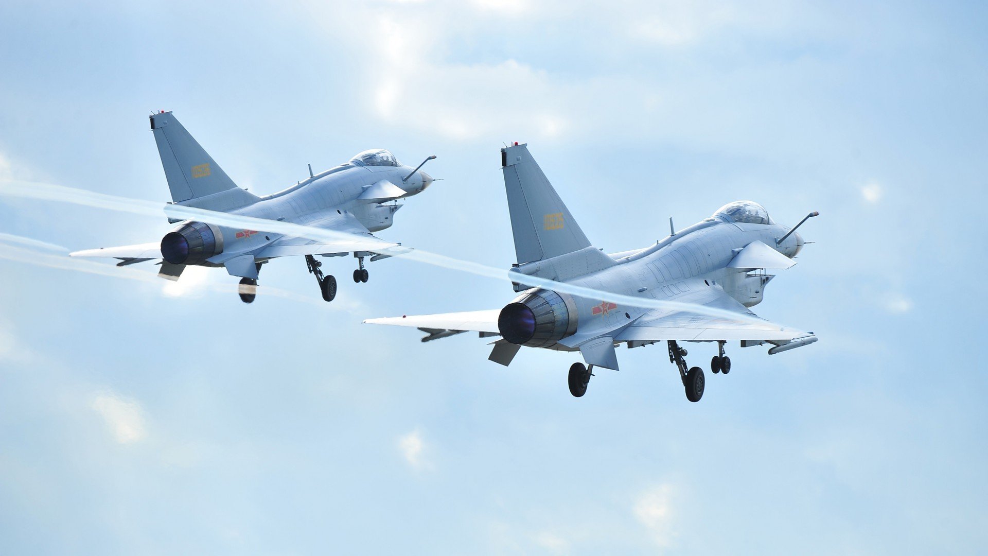 利拉德半场无差别狙击!新疆梦幻联动湖人,悬念第三节前终结